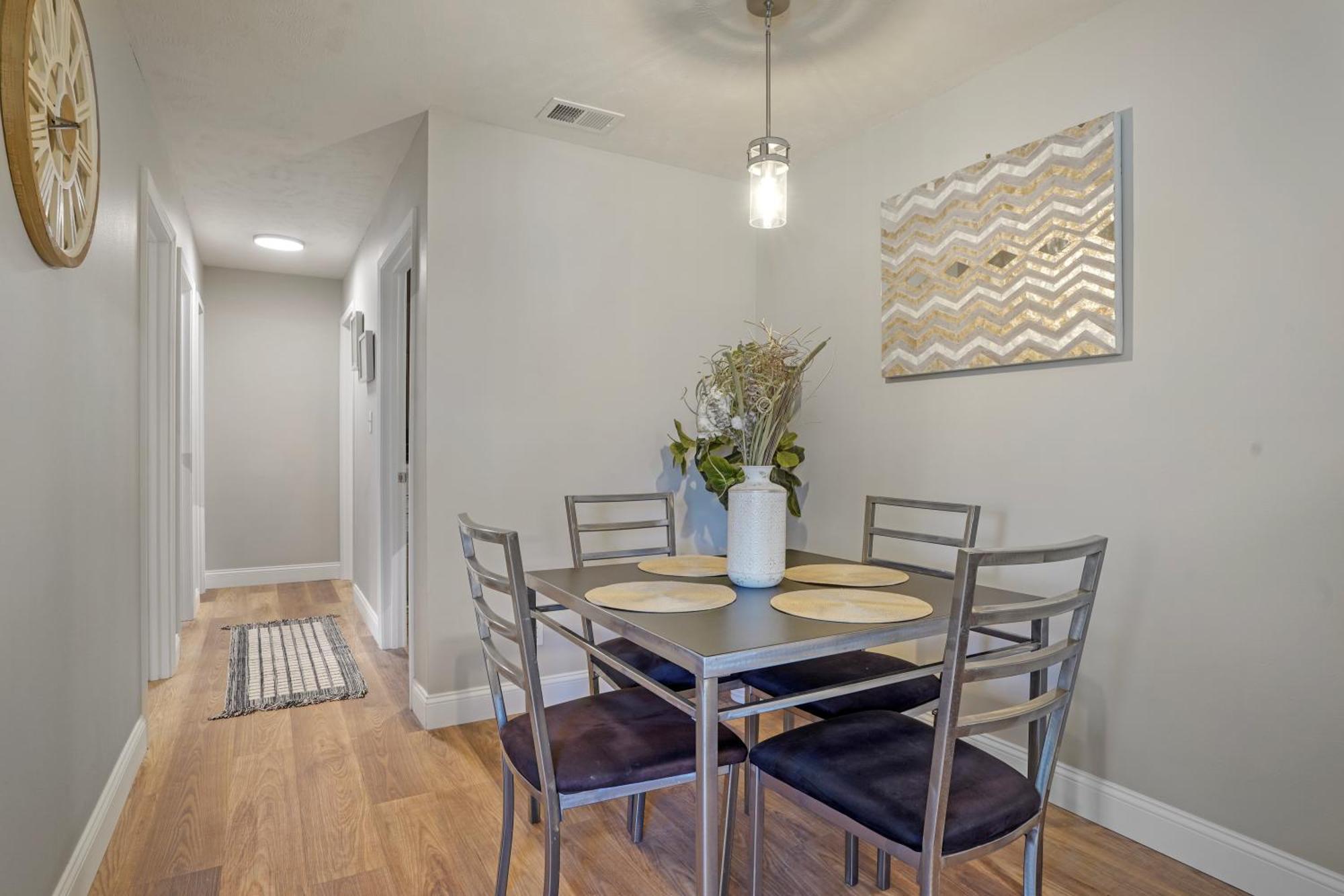 Apartmán Downtown Med District: Stylish & Modern 2Bd, 1Ba Capital City Escape! Springfield Exteriér fotografie