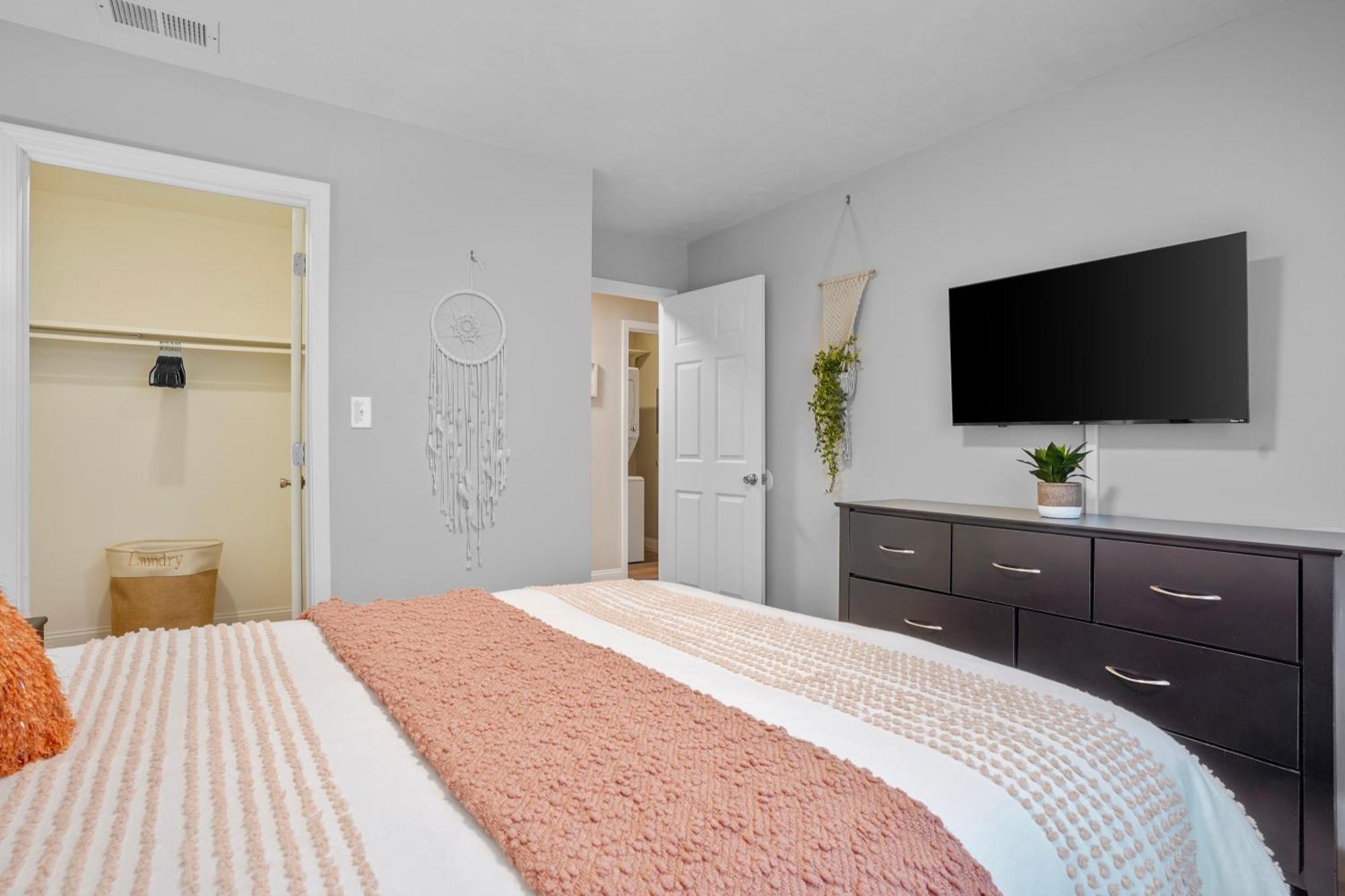 Apartmán Downtown Med District: Stylish & Modern 2Bd, 1Ba Capital City Escape! Springfield Exteriér fotografie