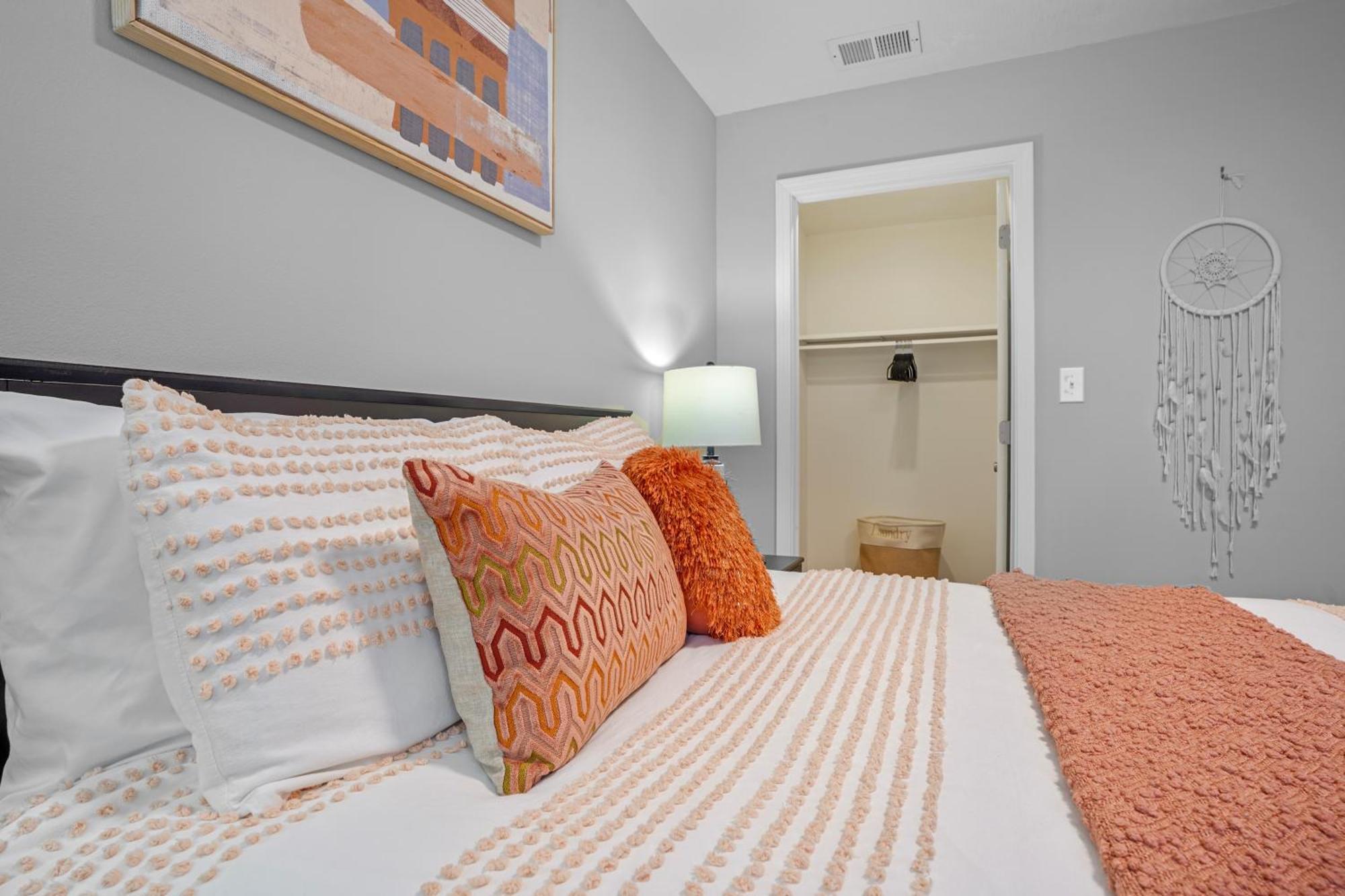 Apartmán Downtown Med District: Stylish & Modern 2Bd, 1Ba Capital City Escape! Springfield Exteriér fotografie